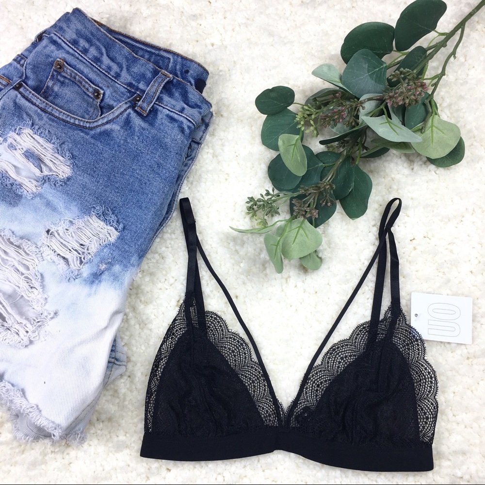 BNWT Urban Outfitters Strappy Lace Bralette